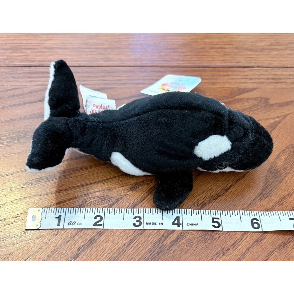 Vintage Gund Hawaiian Tropics ORCA Whale Plush MINT Hang Tag Blue Eyes 1990s
